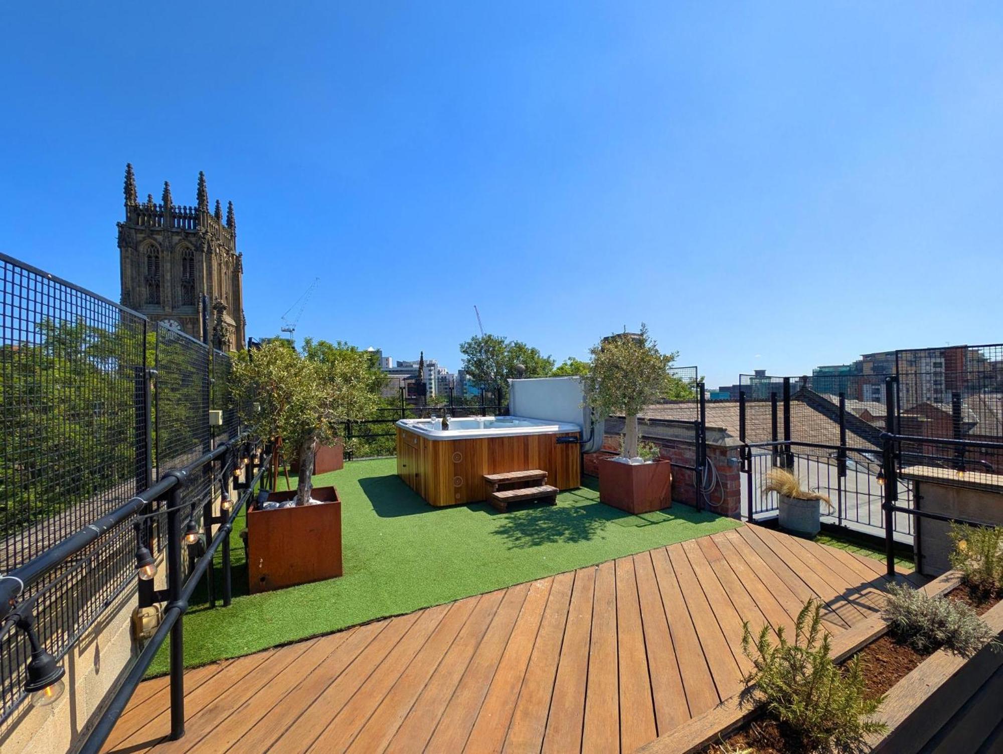 The Bells - Luxury Serviced Apartments Leeds  Dış mekan fotoğraf